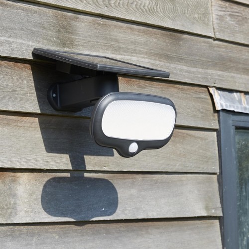 Luminaria Solar Montevideo con detector de presencia Luxform