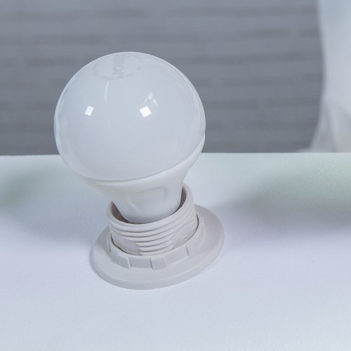 PORTALÁMPARAS TERMOPLÁSTICO CUERPO ROSCADO E-27 BLANCO Simon Brico