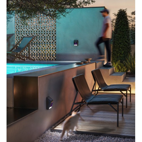 LUZ PARED MATA MOSQUITOS CON SENSOR PIR COATI