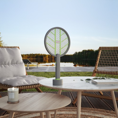 RAQUETA MATA MOSQUITOS Y OTROS INSECTOS RECARGABLE CON BASE COATI