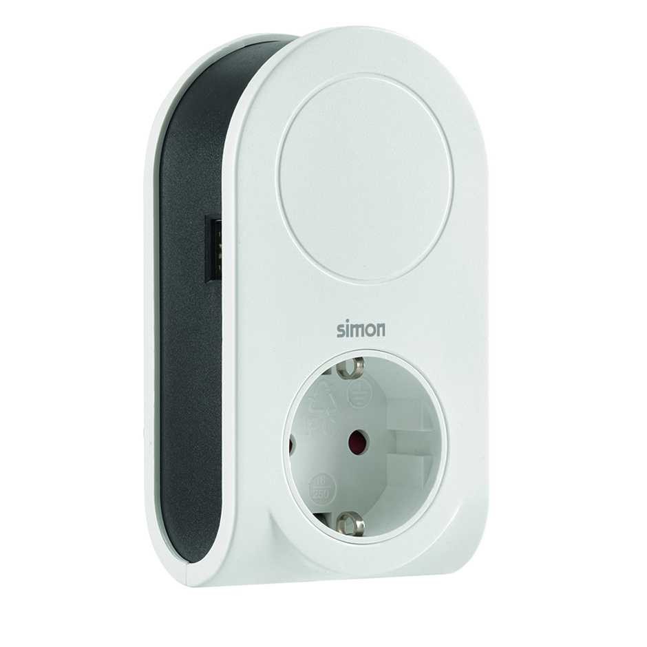 ADAPTADOR 3 CONECTORES USB + 1 USB A + 1 TOMA 16A 250V SIMON