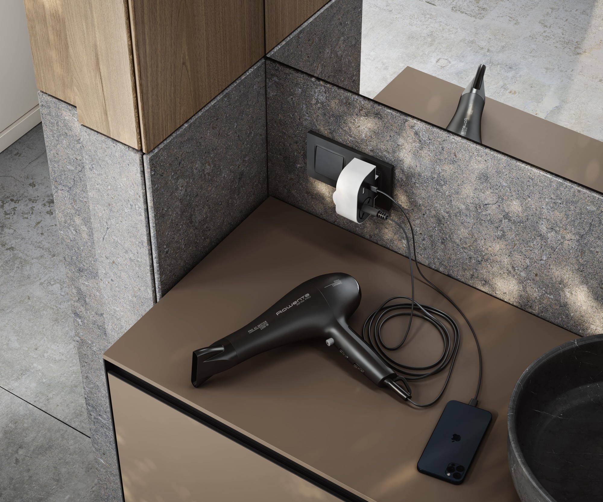 ADAPTADOR GIRATORIO 180 GRADOS PLUG III 1 TOMA + USB A + USB C 30W