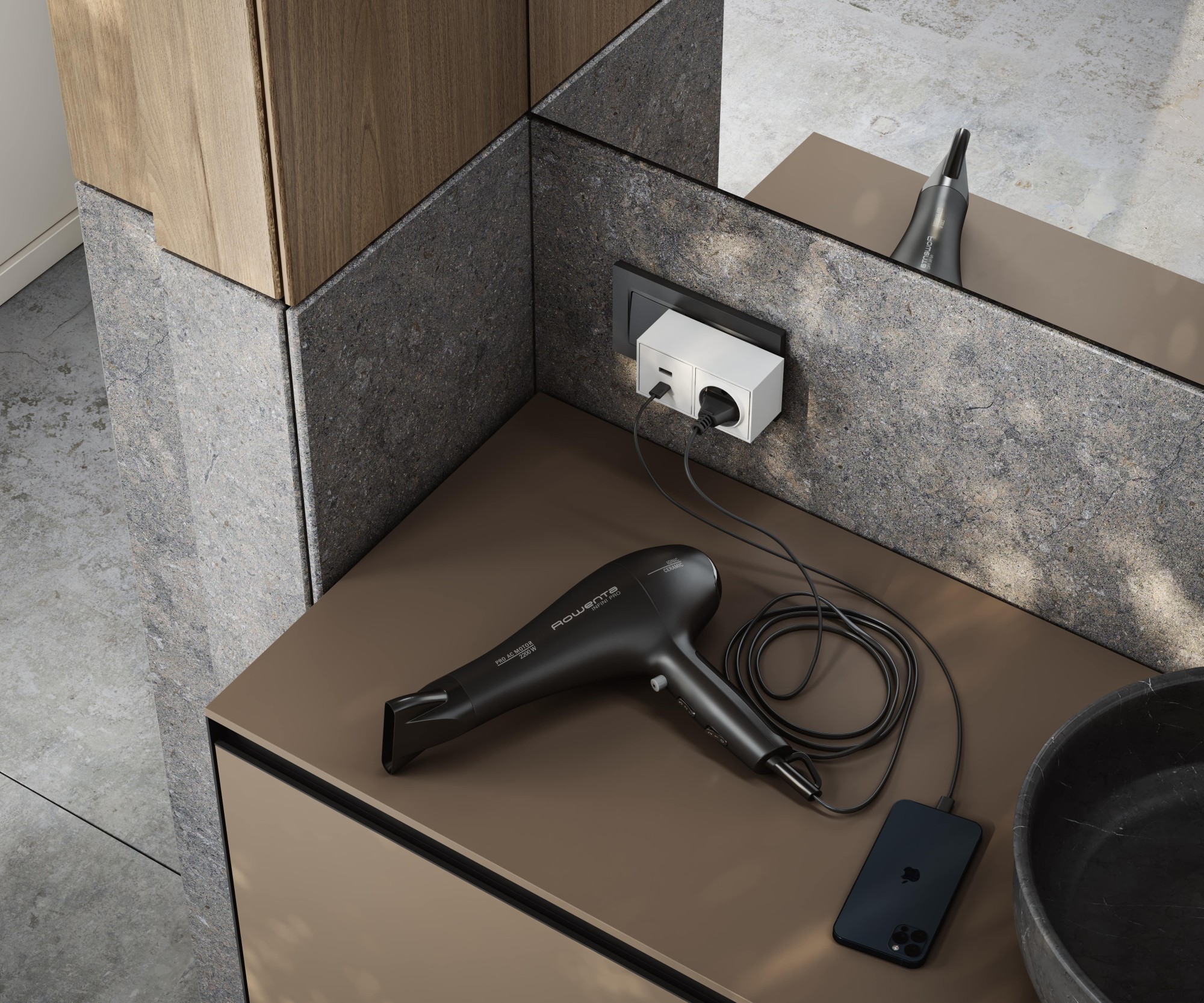 ADAPTADOR GIRATORIO 180 GRADOS PLUG III 1 TOMA + USB A + USB C 30W