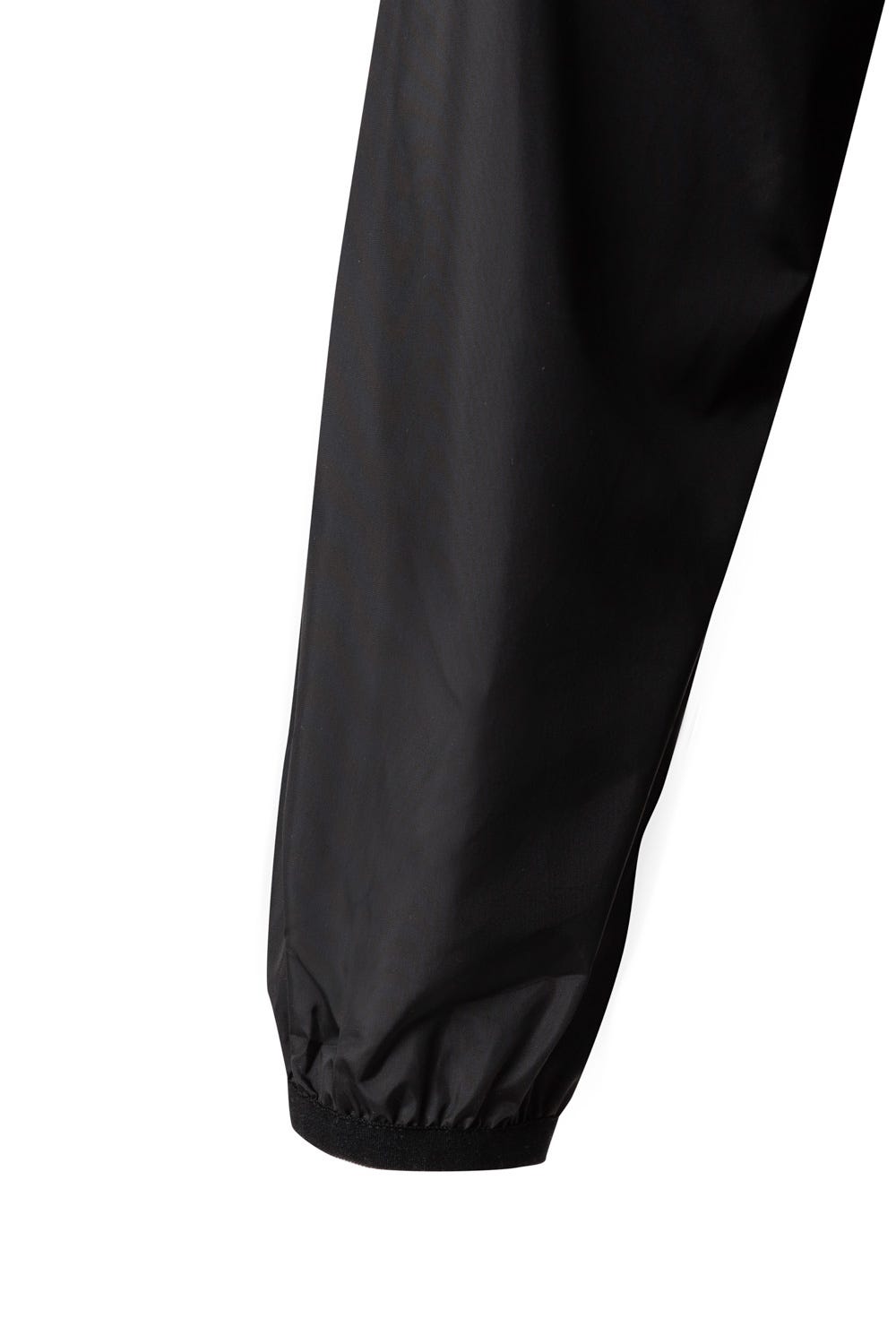 WZ60U.CORTAVIENTO UNISEX BLACK 2XL