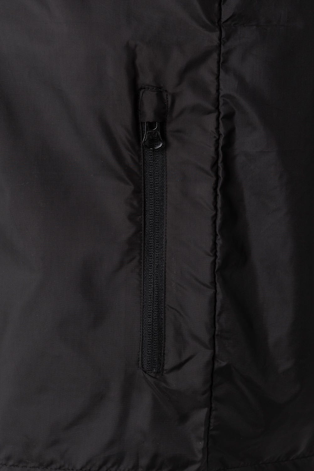 WZ60U.CORTAVIENTO UNISEX BLACK 2XL