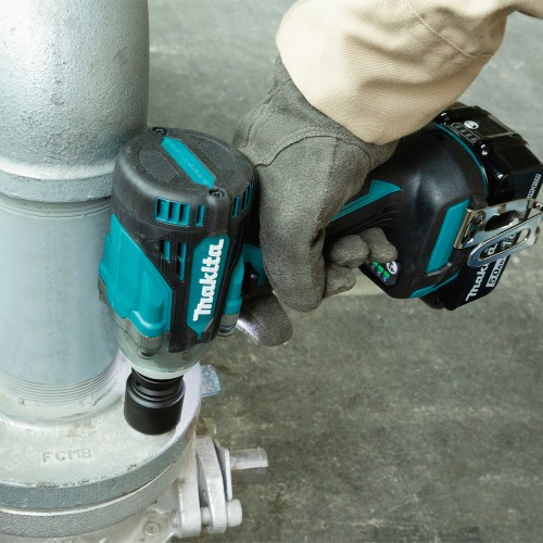 DTW300RTJ Llave de impacto  LXT®