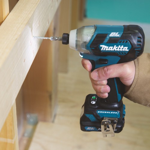TD111DSAE Atornillador de impacto CXT®