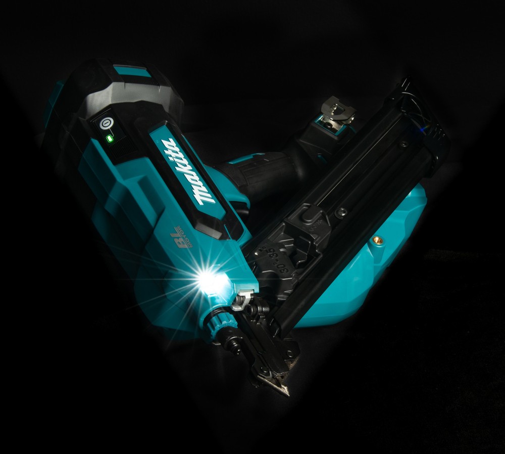 DBN640ZK Clavadora, LXT®