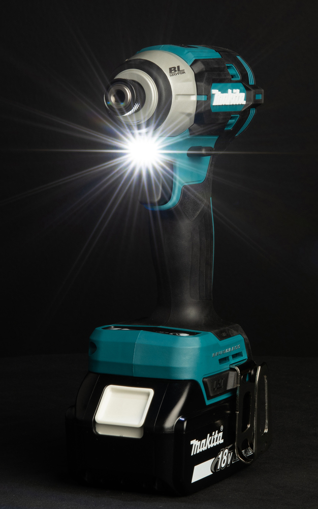 DTD201RTJ Atornillador de impacto LXT®