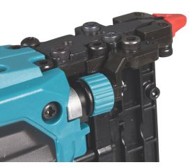 PT001GZ Clavadora XGT®