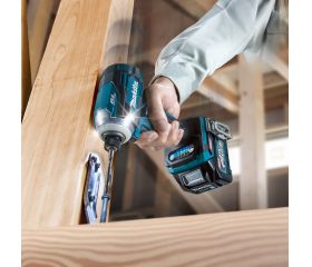 TD001GZ Atornillador de impacto XGT®