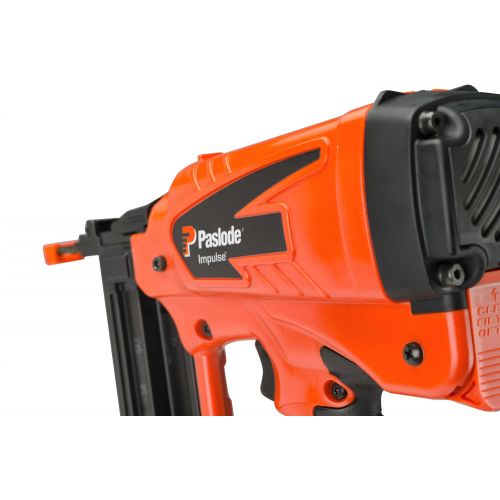 IM50 F18 LITIO