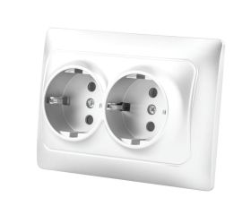 BASE ENCHUFE DOBLE C/TT EMP UNIV BLANCO 16A