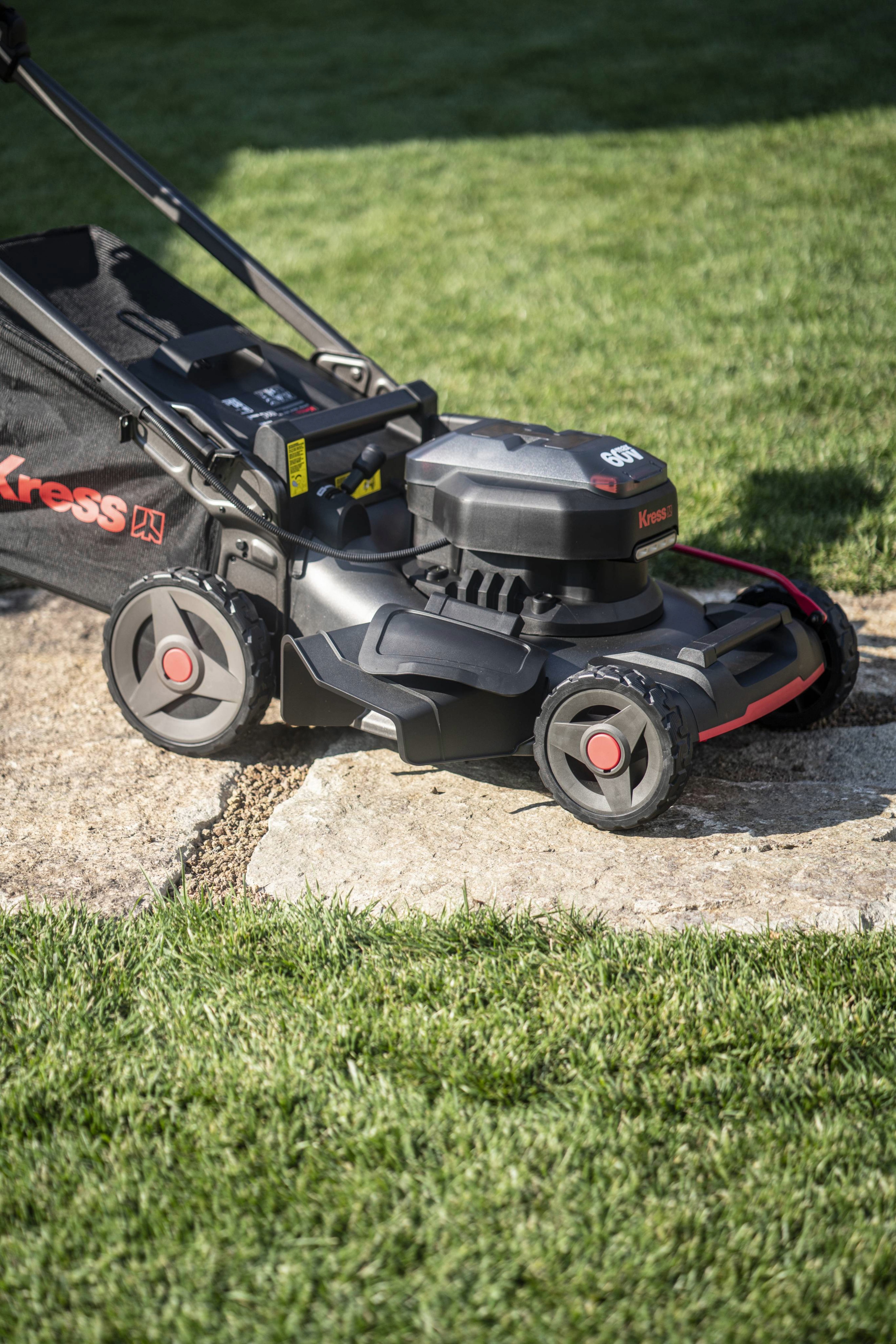 Cortacésped autopropulsado 51 cm (Sin batería, ni cargador)