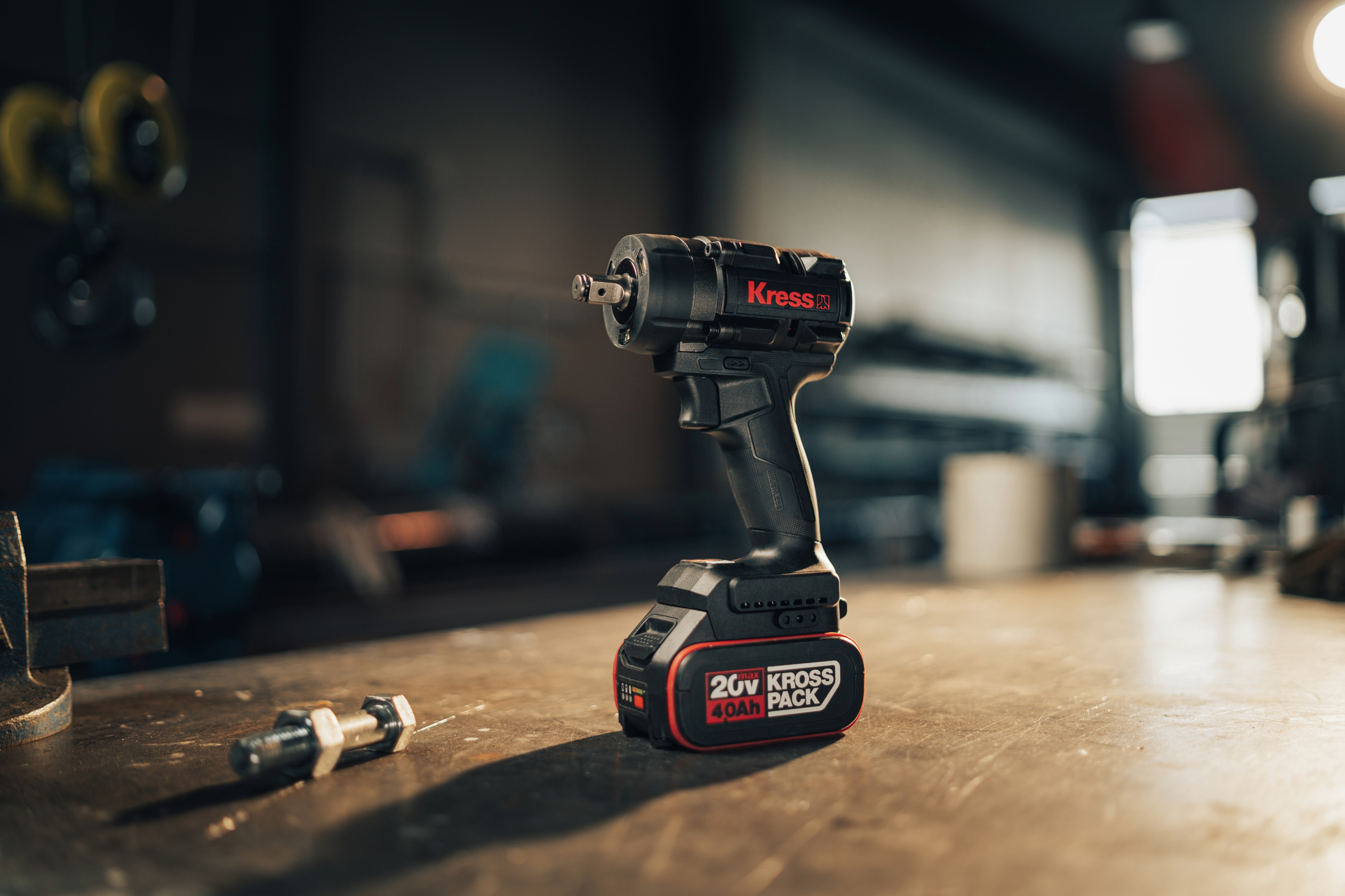 Llave de impacto Brushless 20V  S/bat  700Nm