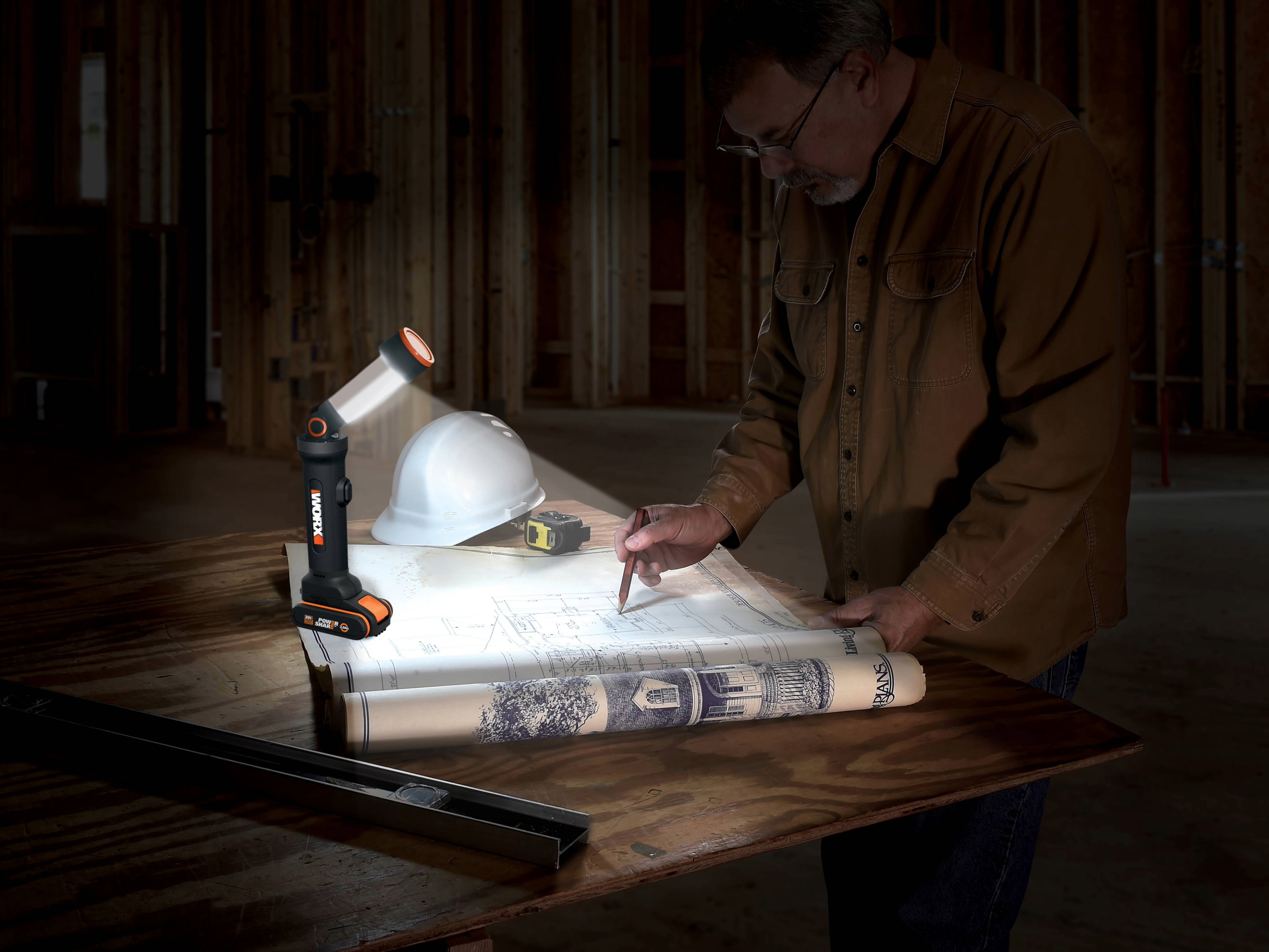 Worx WX027.9 - Linterna LED 4 funciones 20V (S/bat)