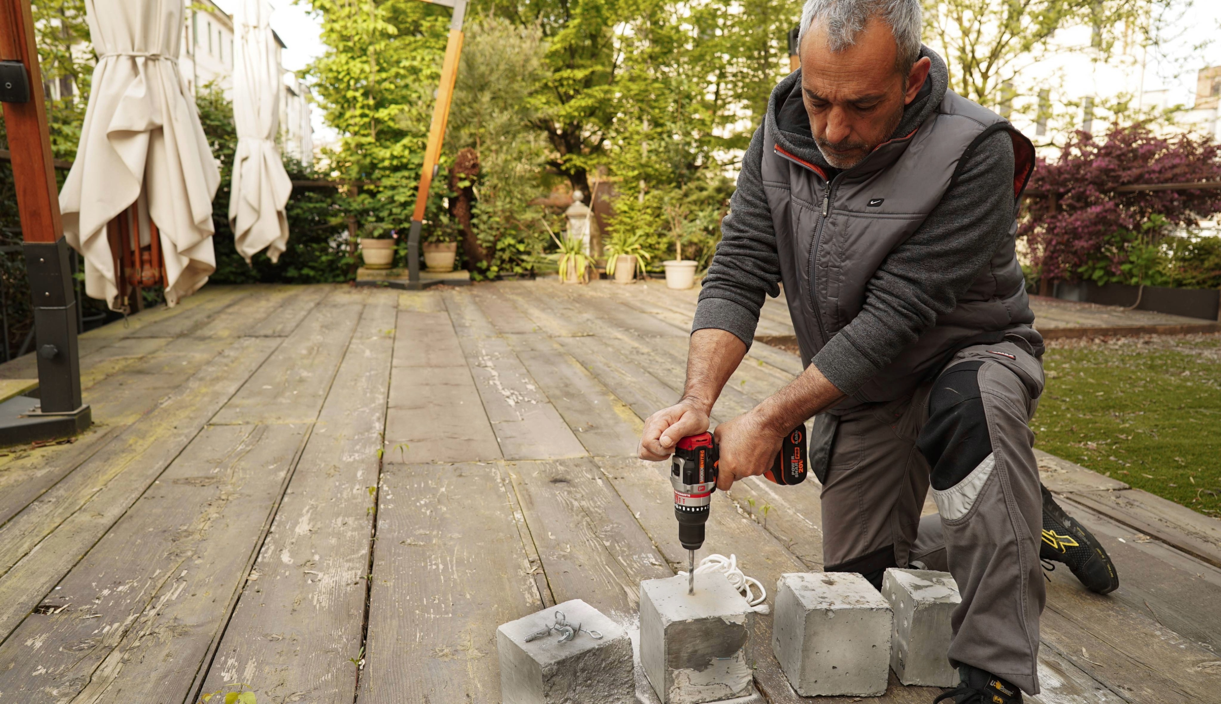 Worx WX354 - Taladro percutor Brushless Slammer Drill 20V 2.0Ah (2 bat)