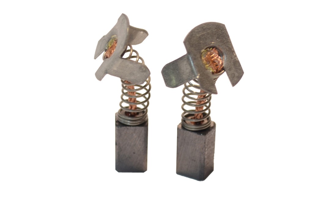 JGOS.ESCOBILLAS PVC MAKITA CB-424