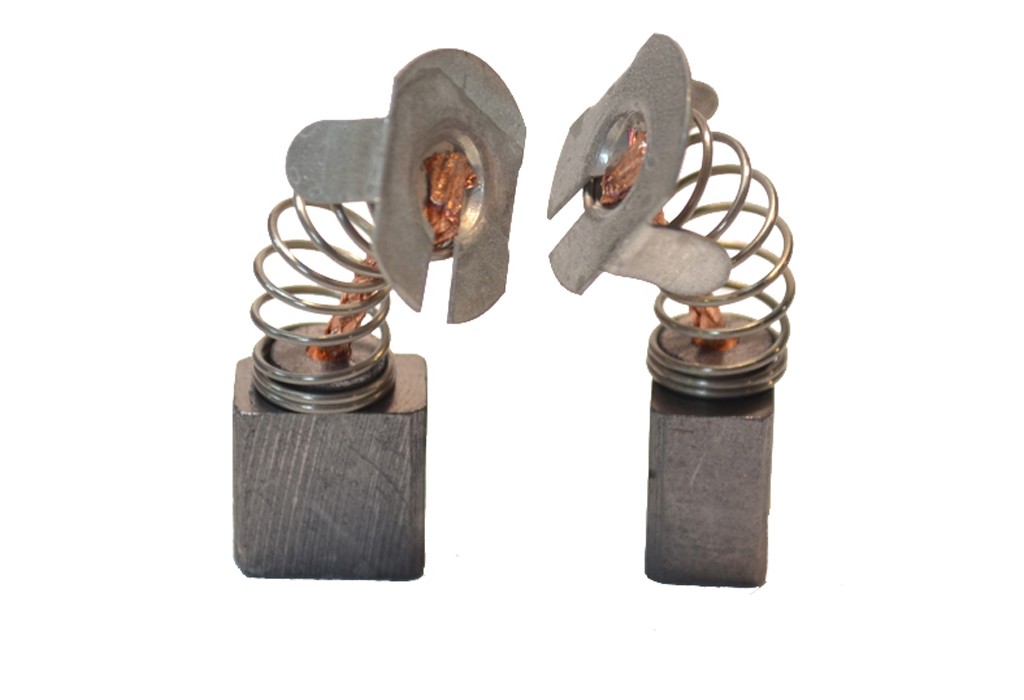 JGOS.ESCOBILLAS PVC MAKITA CB-432