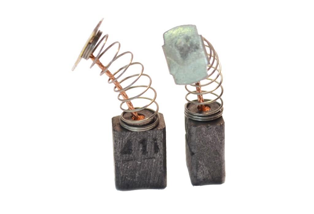 JGOS.ESCOBILLAS PVC MAKITA CB-411