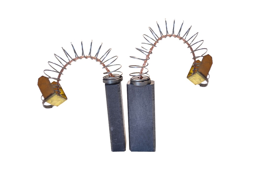 JGOS.ESCOBILLAS PVC GHIBLI