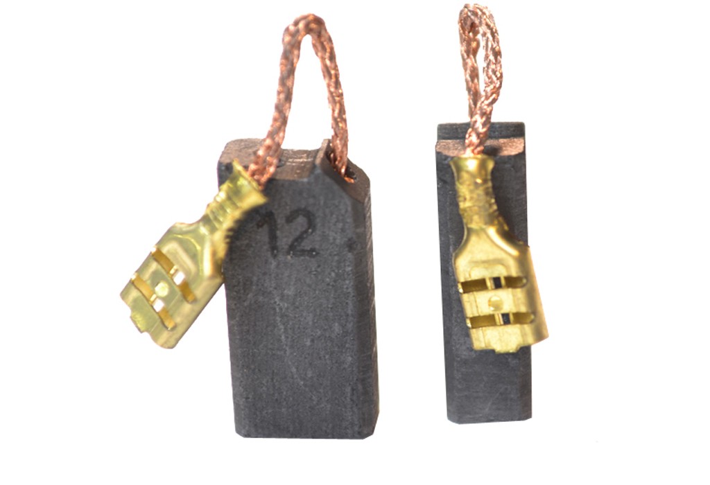 JGOS.ESCOBILLAS PVC DEWALT 401853-01