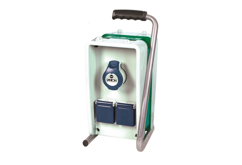 CUADRO 2x(2P+T)+2 SCHUKO IP44