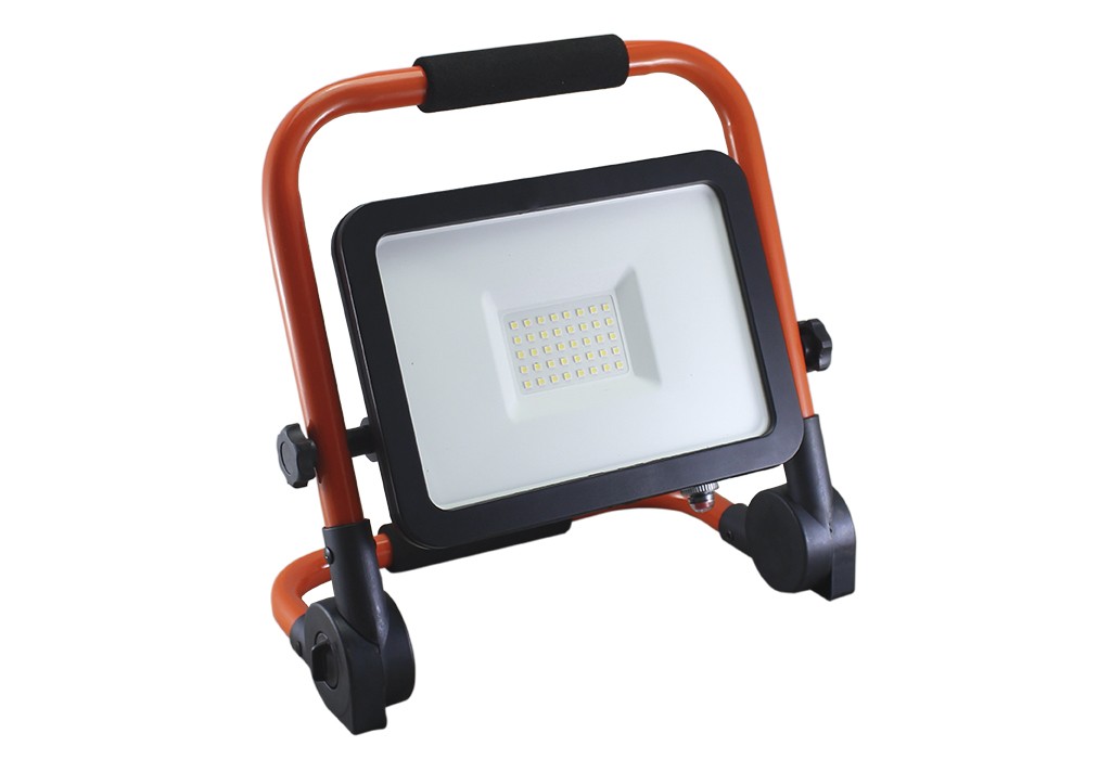 FOCOS SAROS PORT. BATERÍA 30W