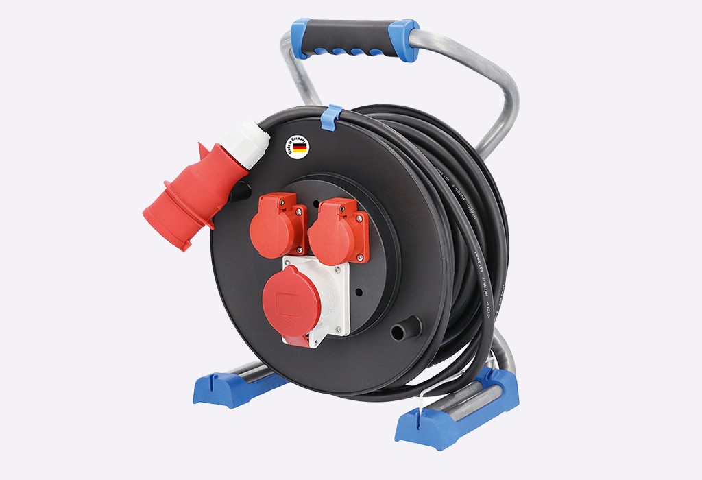 TAMBOR DE CABLE CEE 30M H07RNF5X2,5 IP44