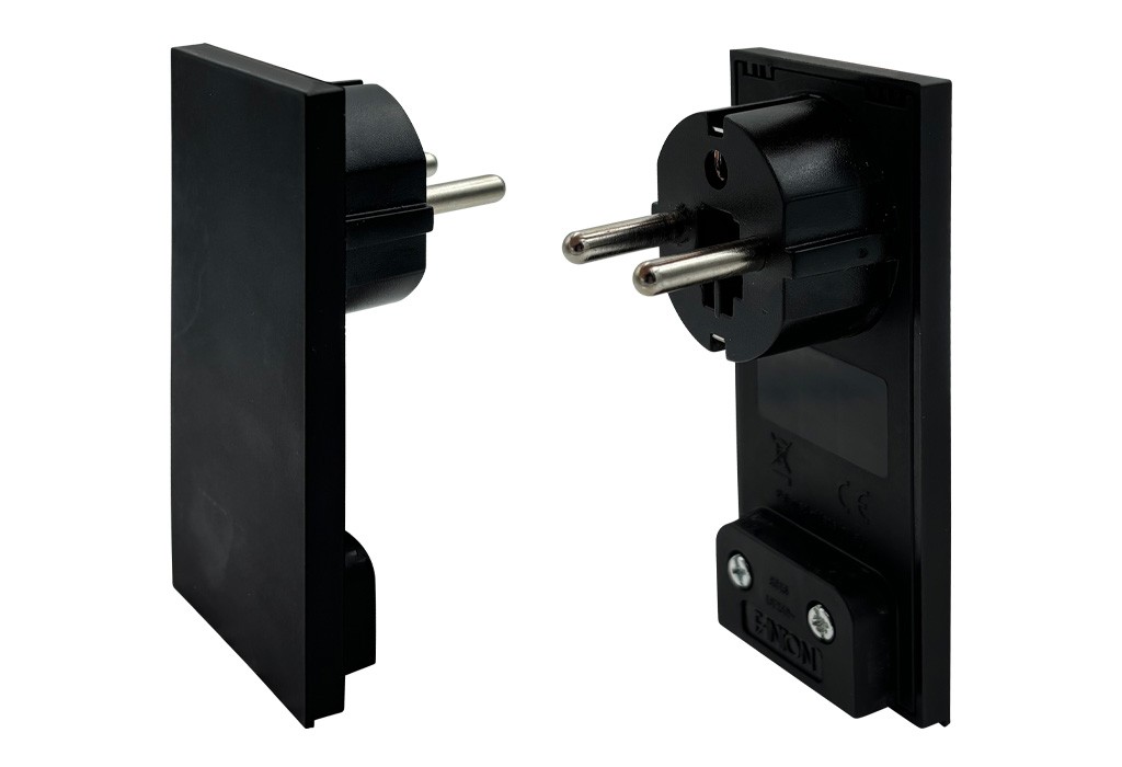 DOMESTICO CLAVIJA PLANA NEGRA