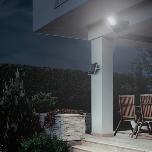 FOCO SOLAR CON SENSOR CREPUSCULAR GARZA LED CON MANDO 30 W, 650 LÚMENES, 6.500 K
