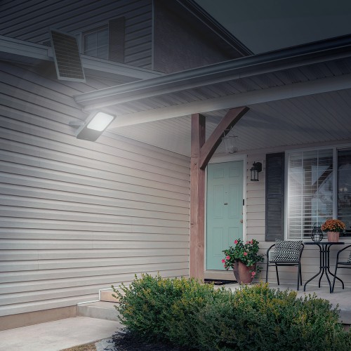 FOCO SOLAR CON SENSOR CREPUSCULAR GARZA LED CON MANDO 120 W, 1.950 LÚMENES, 6.500 K