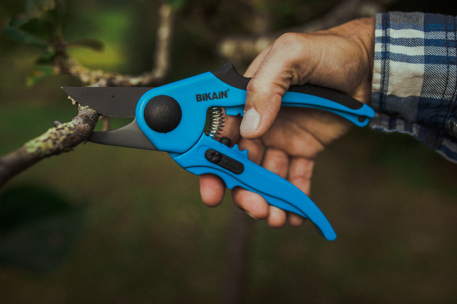 Tijera de poda mangos de fibra ergonómicos. 43R