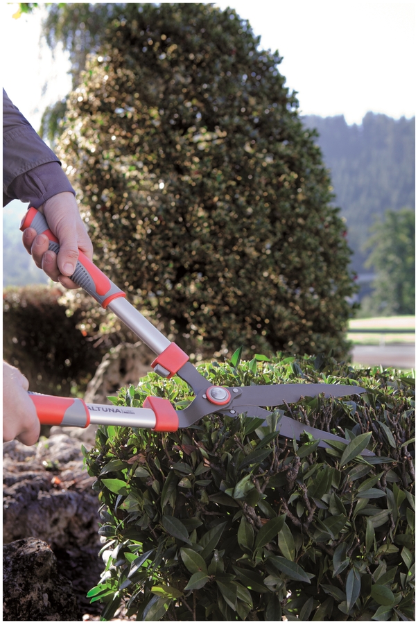 Cortasetos Altuna J448