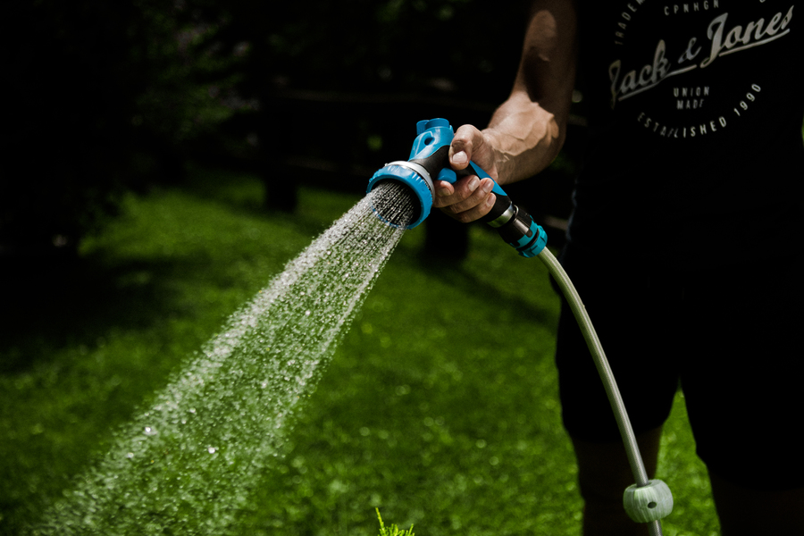 Pistola regulable 8 chorros bimaterial 135Z