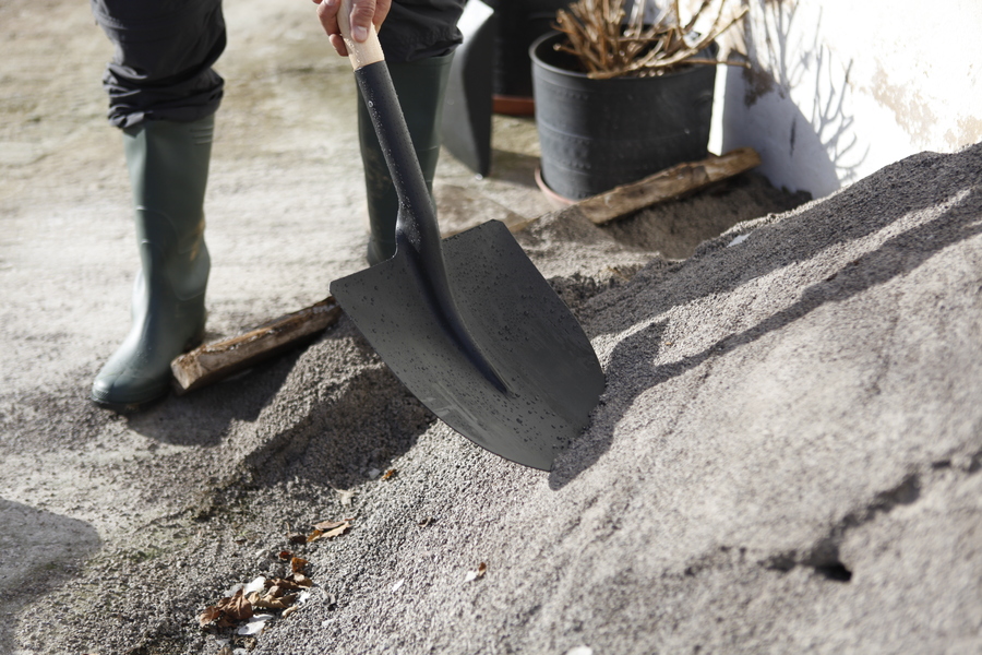 Pala pico con FSC de 285x335mm y mango muleta 8540MM