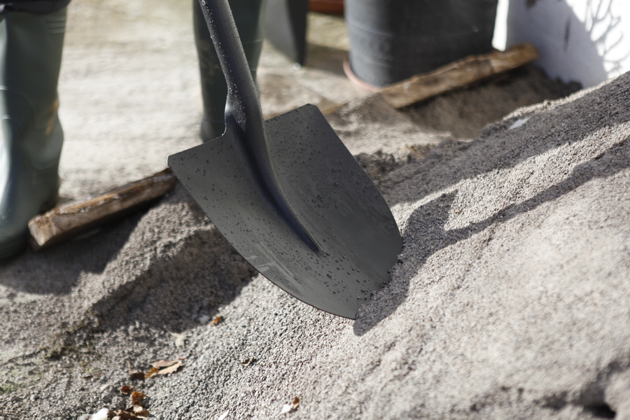 Pala pico con FSC de 285x335mm y mango muleta 8540MM